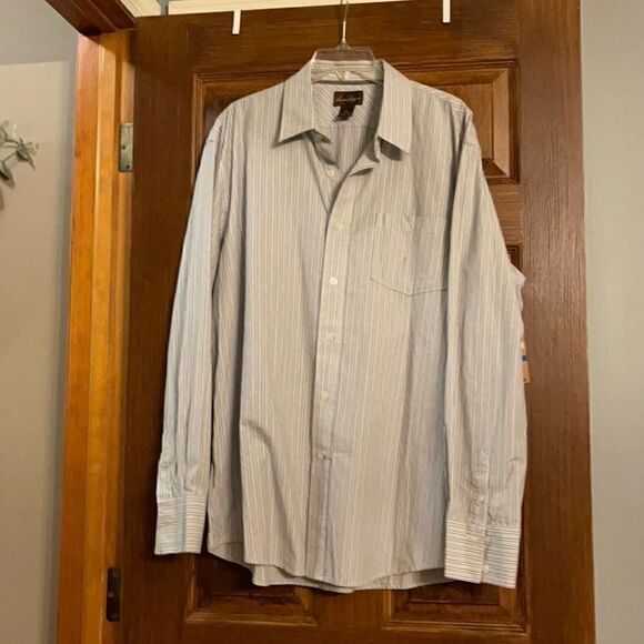 Men’s XL White Striped Dress Shirt - Picture 1 of 6